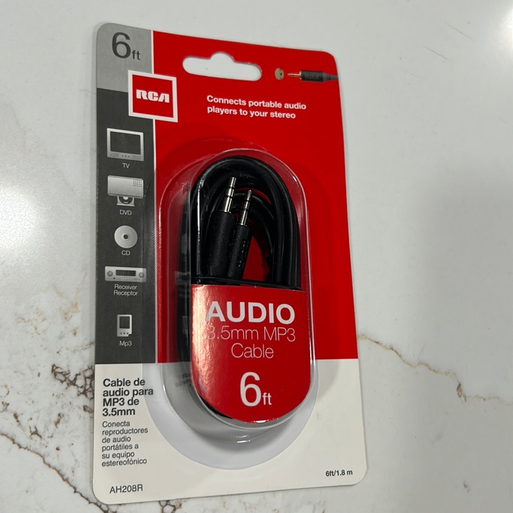 RCA 6ft audio 3.5mm MP3 Cable